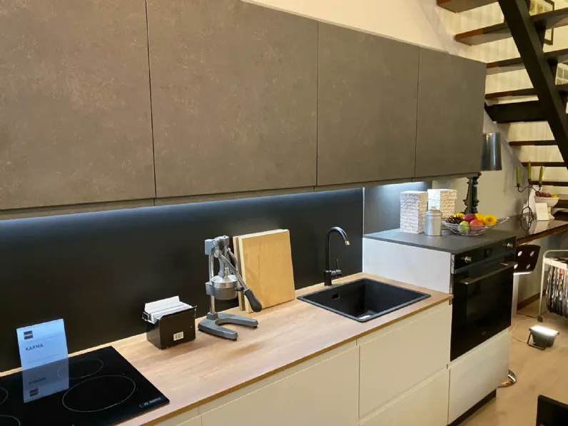 Cucina a prezzo ribassato lineare moderna Carma Stosa