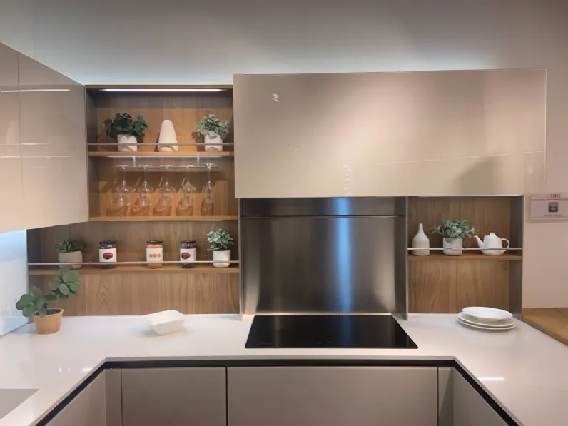Cucina a prezzo ribassato con penisola moderna Riflex Veneta Cucine