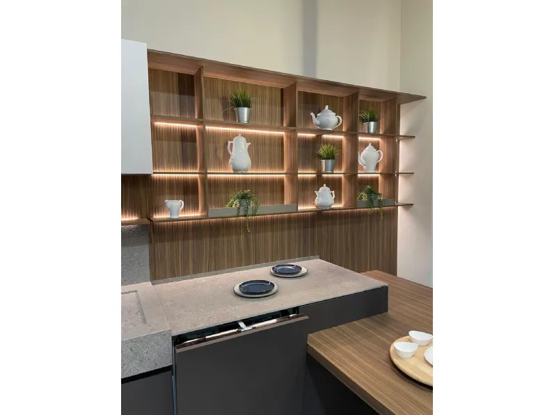 Cucina con penisola in legno antracite Sign a prezzo ribassato