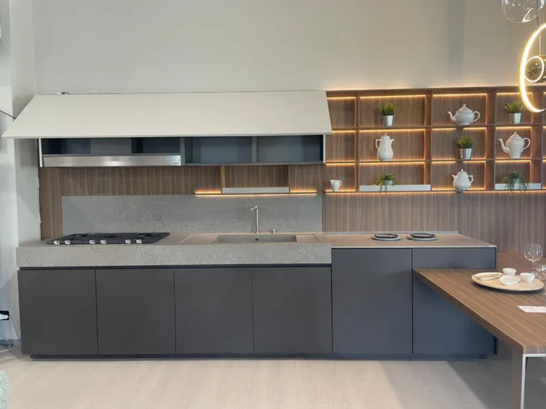 Cucina con penisola in legno antracite Sign a prezzo ribassato