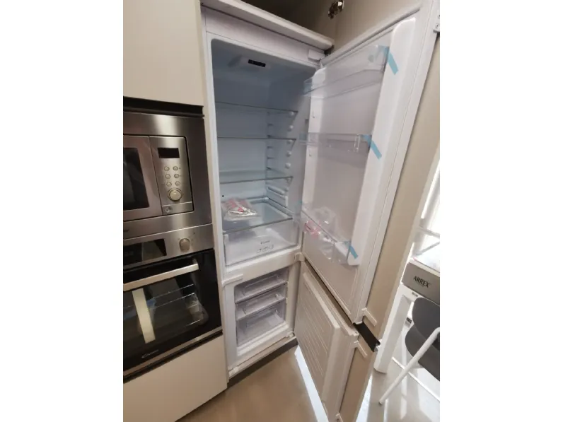 Cucina grigia moderna lineare Ar-due Easy a soli 7900 Euro