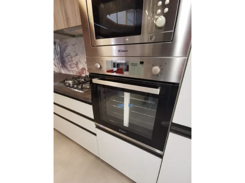 Cucina grigia moderna lineare Ar-due Easy a soli 7900 Euro