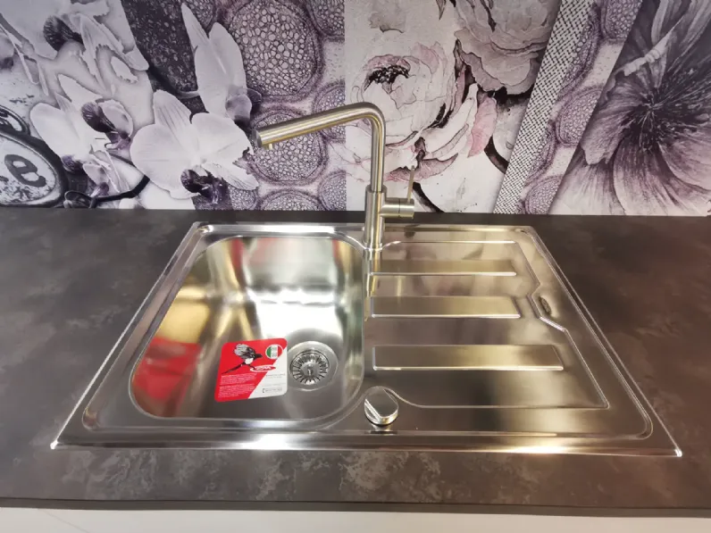 Cucina grigia moderna lineare Ar-due Easy a soli 7900 Euro