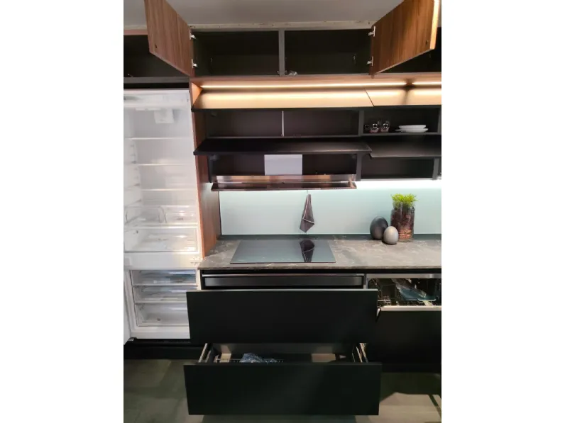 Cucina grigia design lineare Erika Aran a soli 11850 Euro