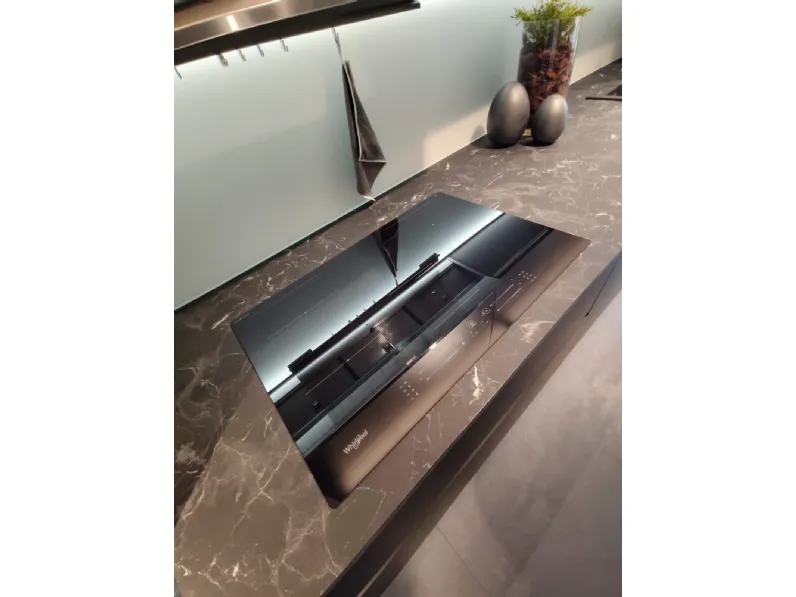 Cucina grigia design lineare Erika Aran a soli 11850 Euro