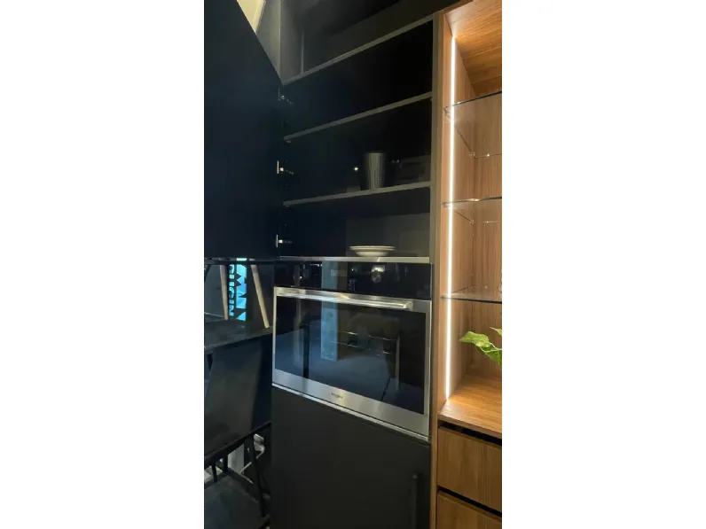Cucina con penisola in hpl altri colori Lab 13 acuta fenix a prezzo ribassato