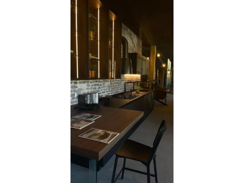 Cucina con penisola in hpl altri colori Lab 13 acuta fenix a prezzo ribassato