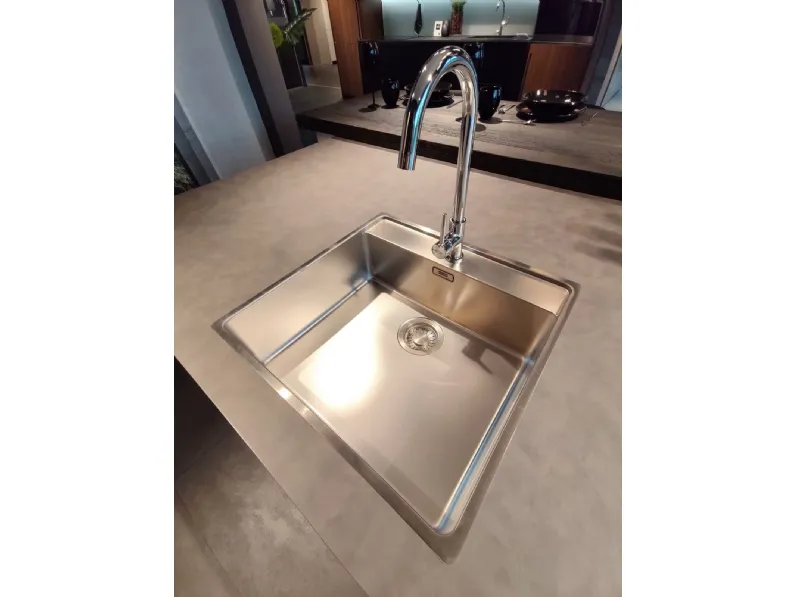 Cucina a PREZZI OUTLET in laminato materico Aran -70%