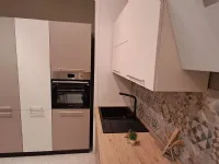 Cucina altri colori moderna lineare Ares &tradition scontata