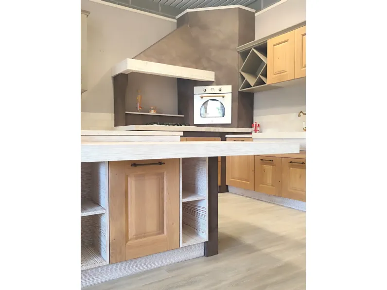 Cucina rovere chiaro country con isola Arrex Carola a soli 11000 Euro