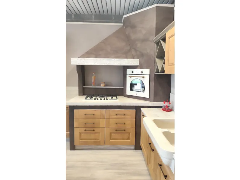 Cucina rovere chiaro country con isola Arrex Carola a soli 11000 Euro