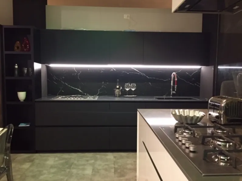 Cucina Artigianale design lineare antracite in laccata Atelier - paolo biordi designer