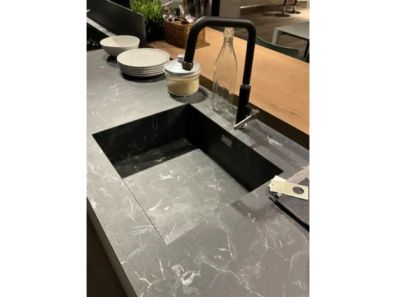Cucina design con isola Asia Arredo3 a prezzo scontato