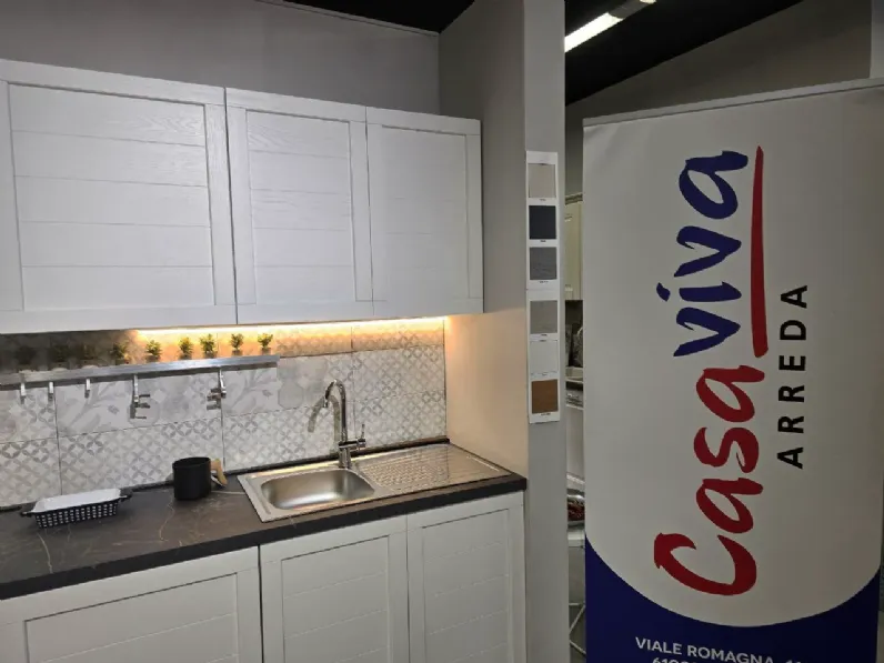 Cucina americana lineare Elsa  total white Net cucine a prezzo ribassato