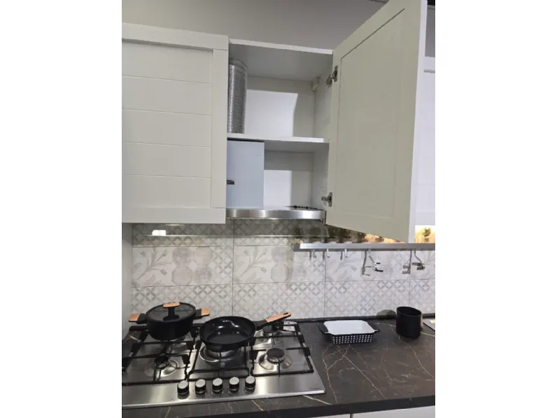 Cucina americana lineare Elsa  total white Net cucine a prezzo ribassato