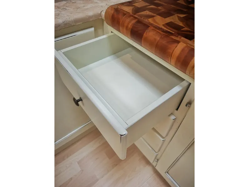 Cucina a prezzo scontato ad angolo classica Ata Artigianale