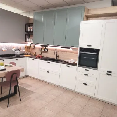 Cucina design con penisola Cascada Nobilia a prezzo scontato