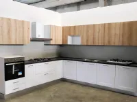 Cucina ad angolo in laminato opaco bianca Robinia a prezzo ribassato