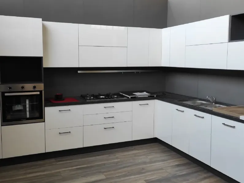 Cucina bianca moderna ad angolo Niki Arrex a soli 3550