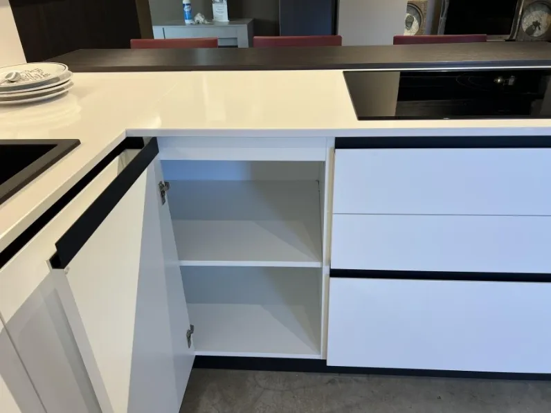 Cucina bianca moderna ad angolo Stosa Infinty a soli 12500 Euro