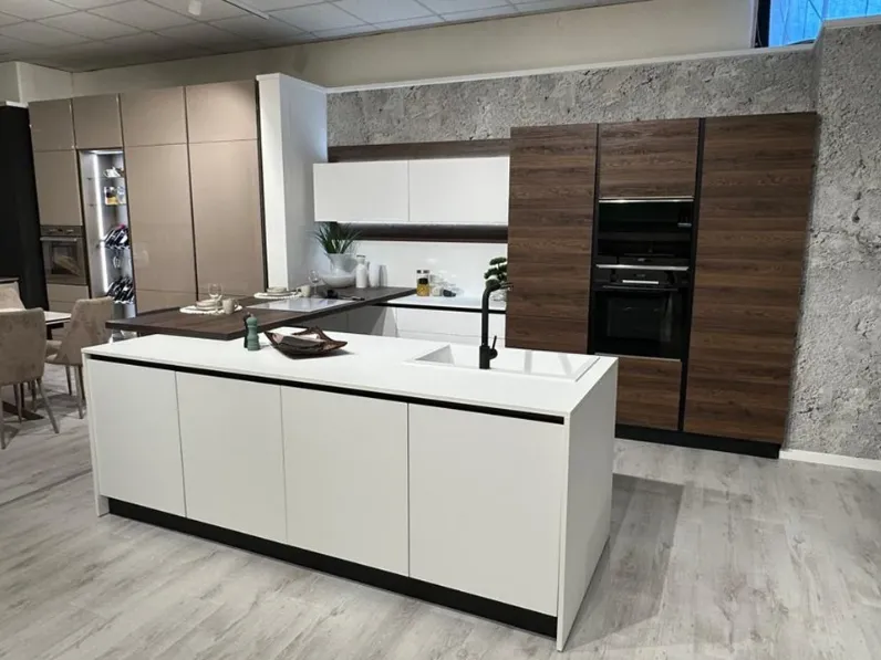 Cucina a PREZZI OUTLET in polimerico Mobilturi -54%