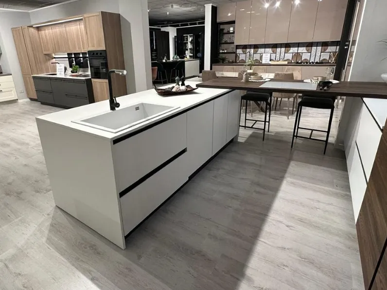 Cucina a PREZZI OUTLET in polimerico Mobilturi -54%