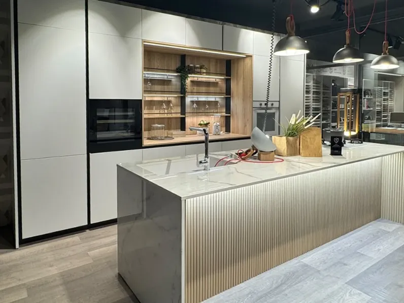 Cucina a prezzo ribassato con isola moderna Tag seta La casa moderna