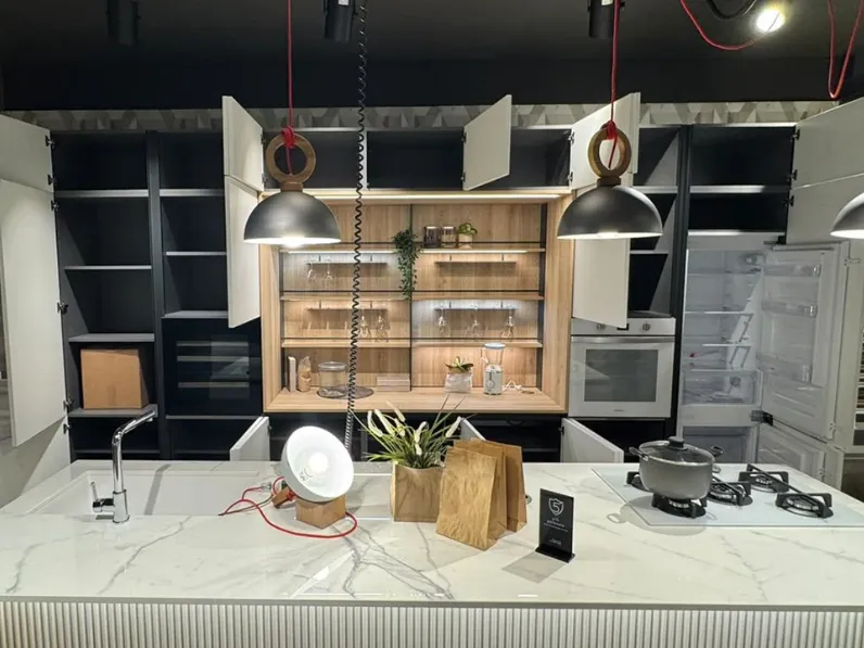 Cucina a prezzo ribassato con isola moderna Tag seta La casa moderna