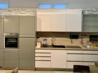Cucina lineare in laminato lucido bianca 808 inox a prezzo ribassato