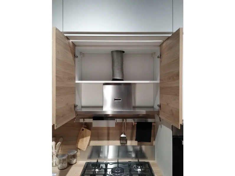 Cucina lineare in polimerico opaco bianca Cucina aria a prezzo ribassato