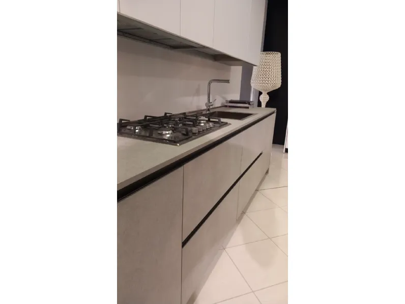 Cucina lineare in laccata opaco a prezzo scontato 46%