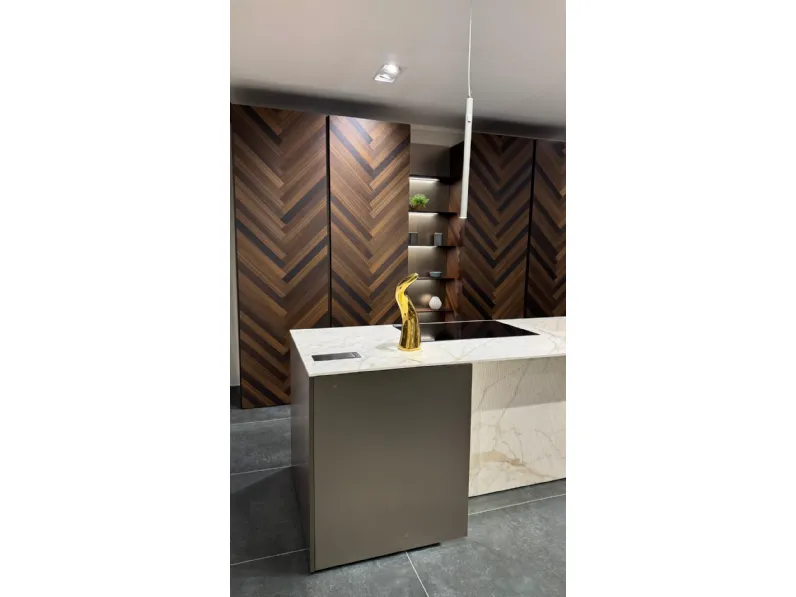 Cucina altri colori design con isola Binova Mantis a soli 26000 Euro