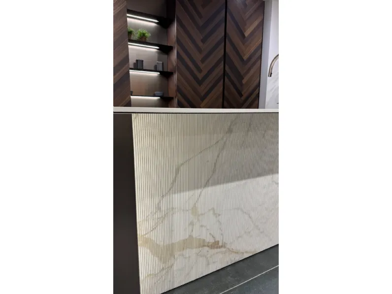 Cucina altri colori design con isola Binova Mantis a soli 26000 Euro