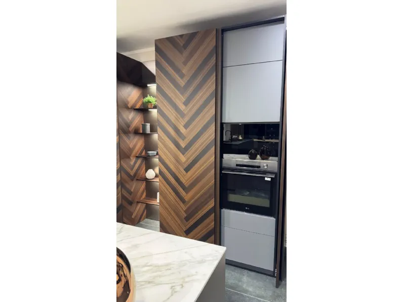 Cucina altri colori design con isola Binova Mantis a soli 26000 Euro