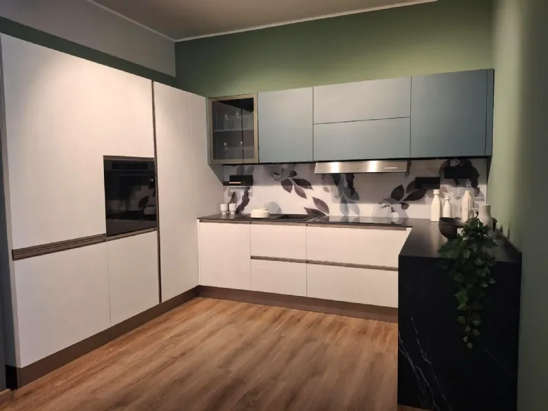 Cucina a PREZZI OUTLET in laminato materico Febal -50%