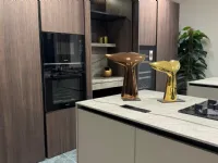 Cucina tortora design con isola Bluna Binova a soli 21900 Euro