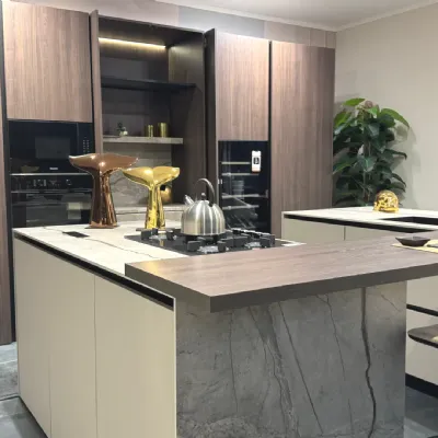 Cucina tortora design con isola Bluna Binova a soli 21900 Euro