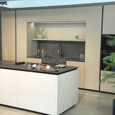 Cucina Bluna moderna tortora Binova con isola scontata 57%