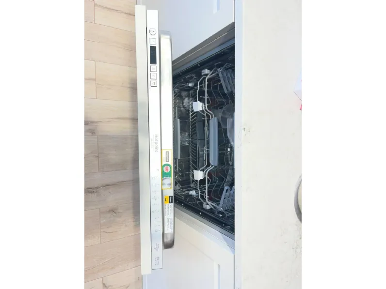 Cucina tortora moderna con isola Carattere Scavolini a soli 13750 Euro