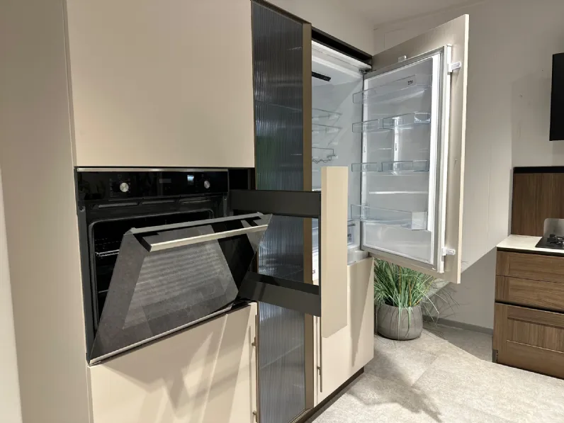 Cucina moderna con penisola City Stosa a prezzo ribassato