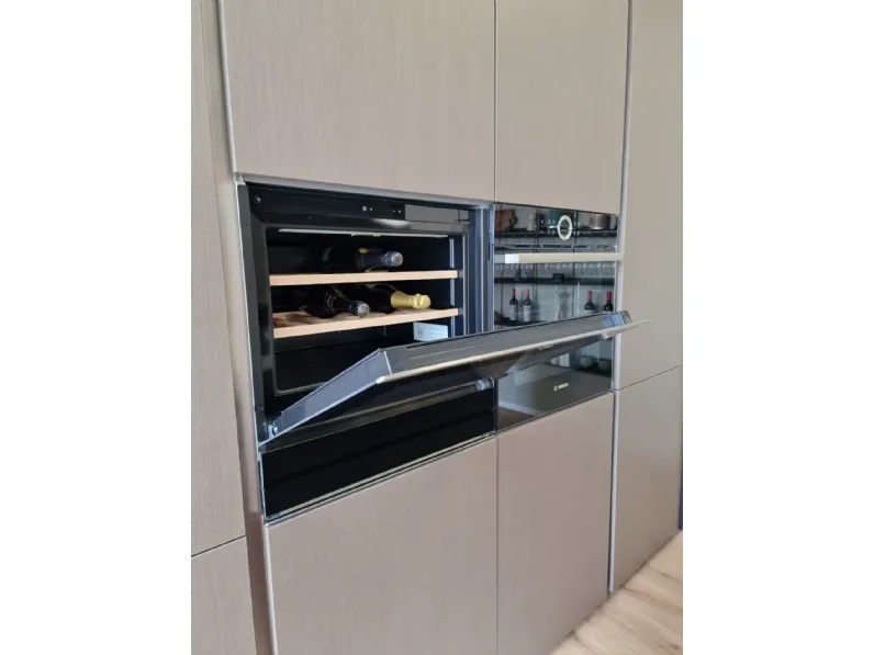Cucina grigia design con isola Rho + skyline Armony scontata