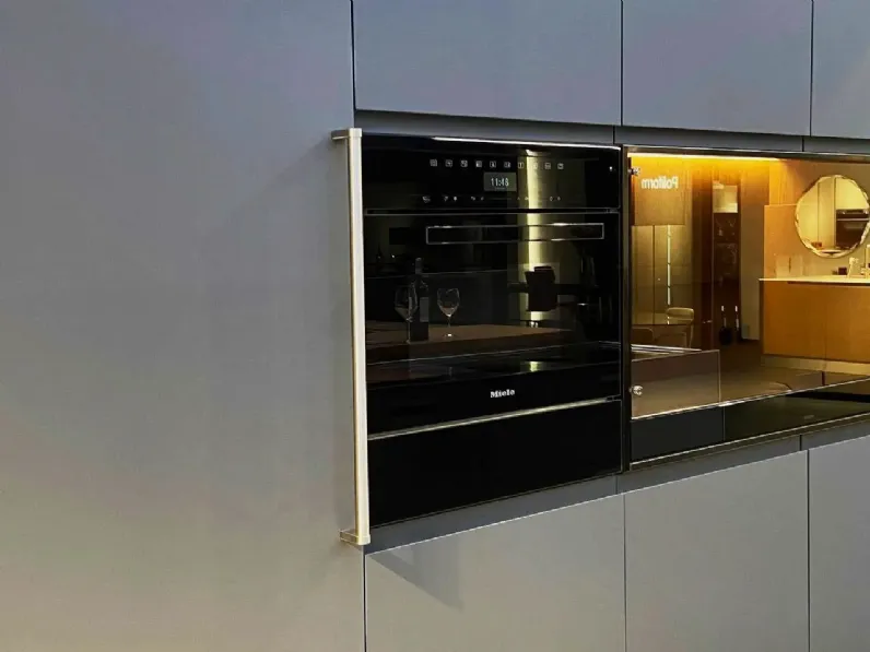 Cucina Arclinea moderna con isola altri colori in hpl Italia/convivium
