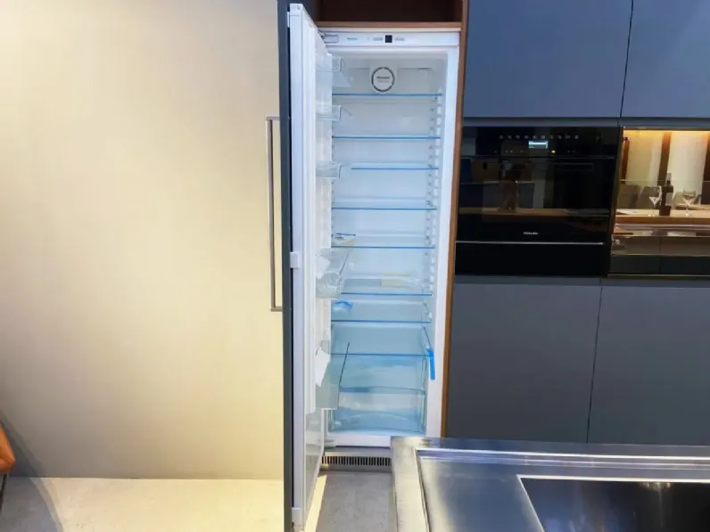 Cucina Arclinea moderna con isola altri colori in hpl Italia/convivium