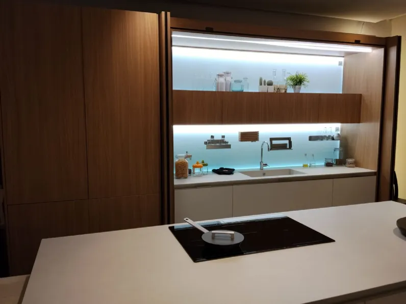 Cucina bianca moderna con isola Febal Cucina mod. square over a soli 27899 Euro