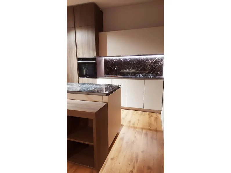 Cucina con isola Snaidero link SCONTATA 69%