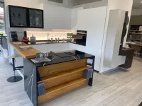 Cucina con isola in laminato opaco a prezzo ribassato 47%