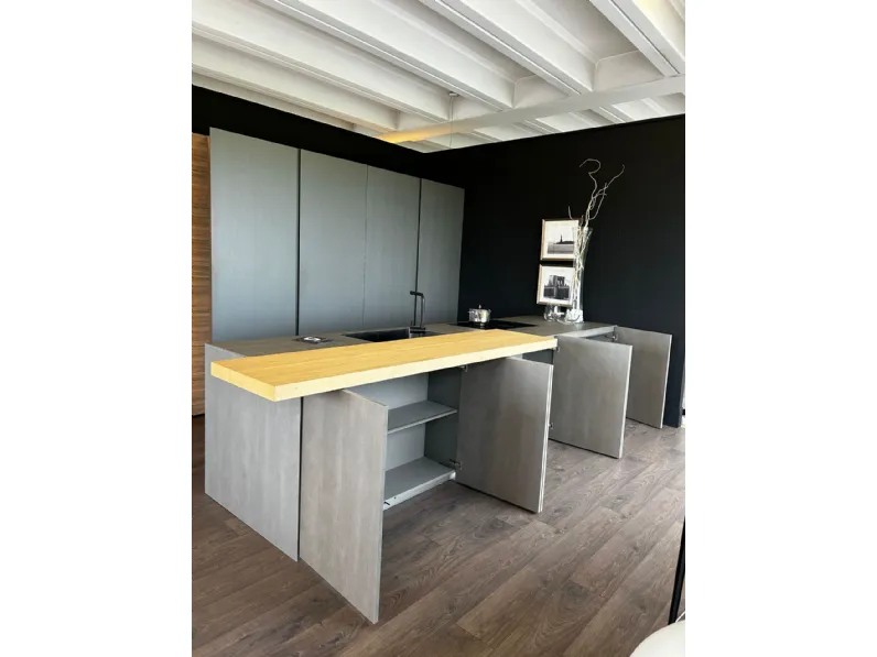 Cucina skill con isola Modulnova con uno sconto imperdibile