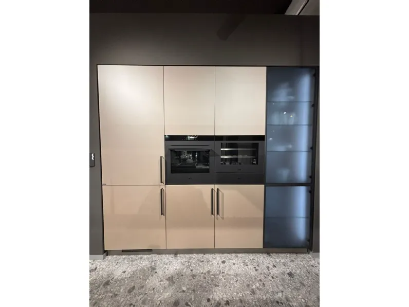 Cucina rovere chiaro moderna con isola Cucina modello musa  Scavolini in Offerta Outlet