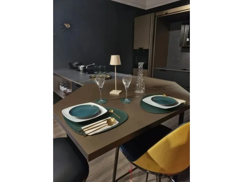 Cucina con isola Cesar maxima 2.2 SCONTATA 42%