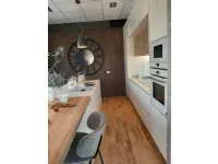 Cucina a prezzo ribassato con isola moderna Time monolaccato opaco Gentili group